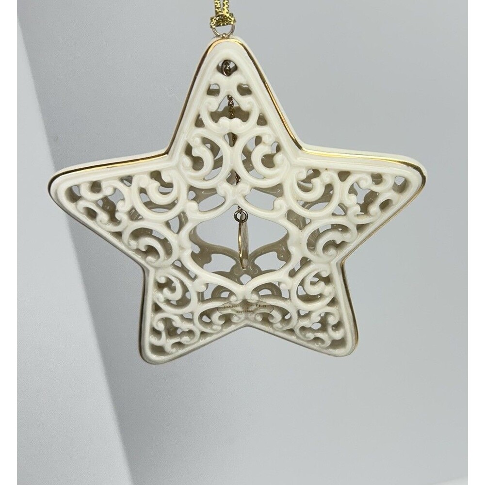 Lenox 2007 Annual Star of Lace Ornament
